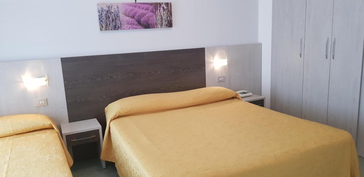 Hotel Monaco - Parcheggio Incluso Min 2 Gg Milano Marittima Dış mekan fotoğraf