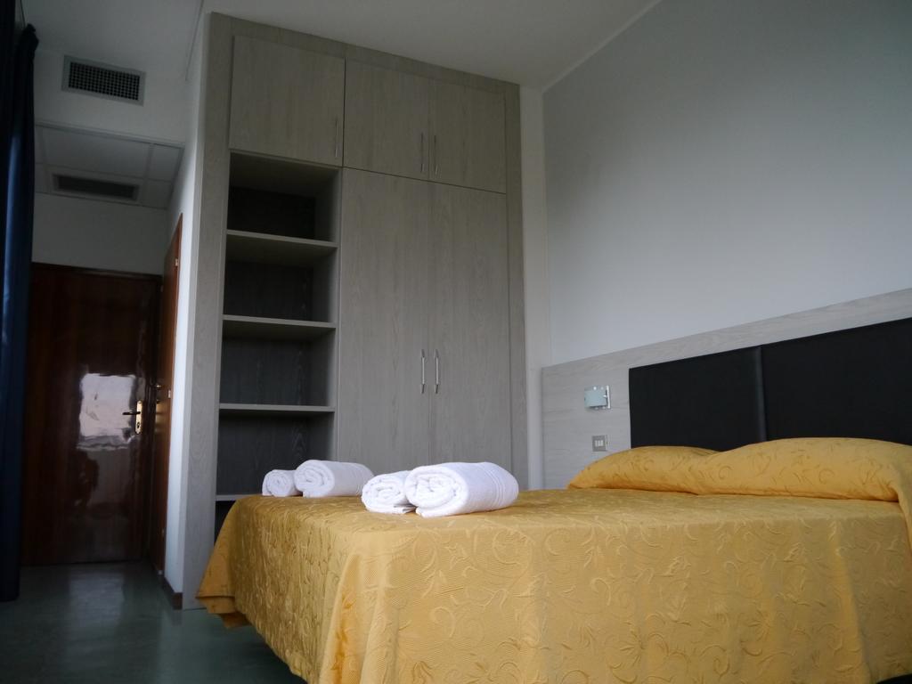 Hotel Monaco - Parcheggio Incluso Min 2 Gg Milano Marittima Dış mekan fotoğraf